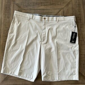 Walter Hagen Majors 11 Stretch Golf Shorts Flat Front Light Beige Size 46 NWT